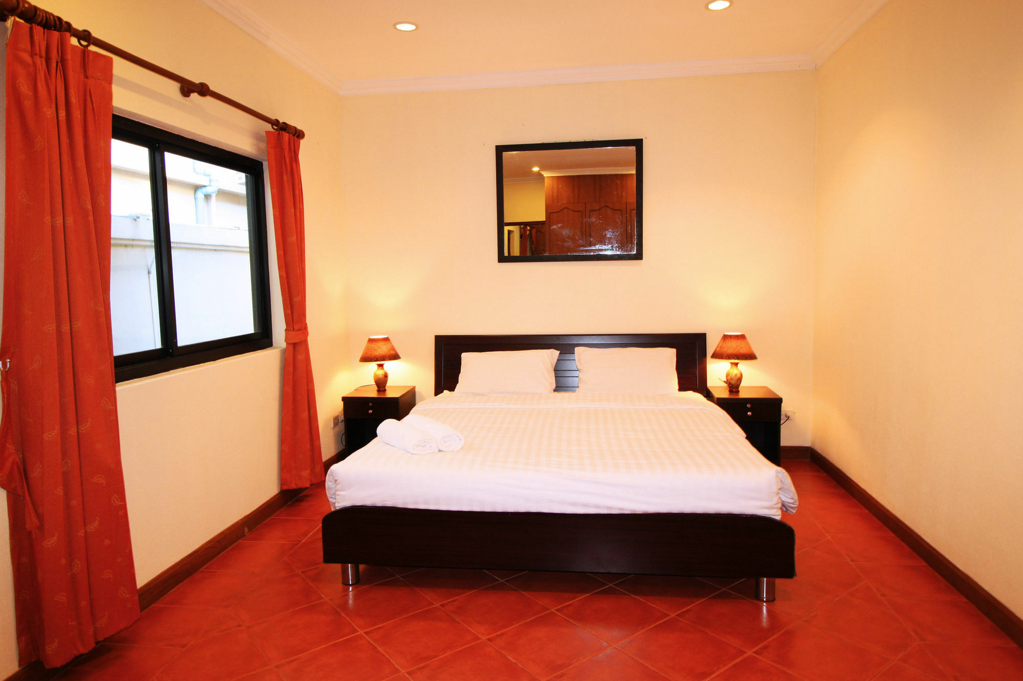 Cosy Beach Pool Villas By Pattaya Sunny Rentals Eksteriør billede