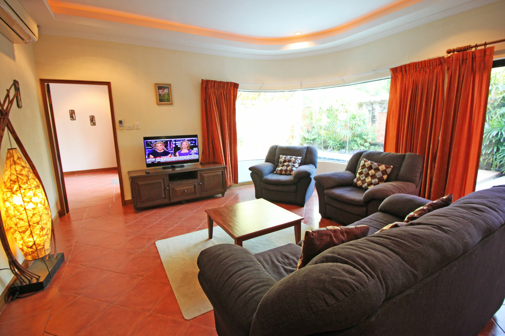 Cosy Beach Pool Villas By Pattaya Sunny Rentals Eksteriør billede